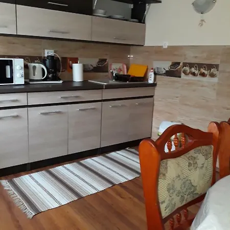 Apartment Sebes Apartman *