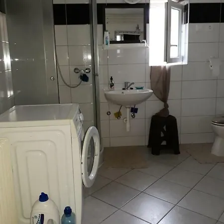 Sebes Apartman *