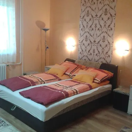 Апартаменты Sebes Apartman