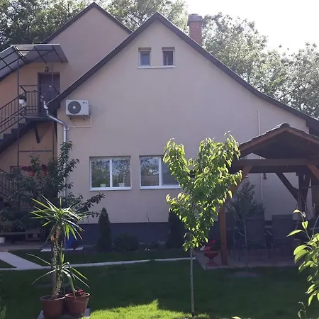Sebes Apartman * Дебрецен