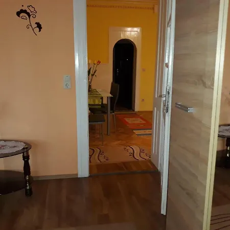 Апартаменты Sebes Apartman