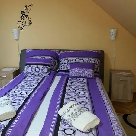 Sebes Apartman *