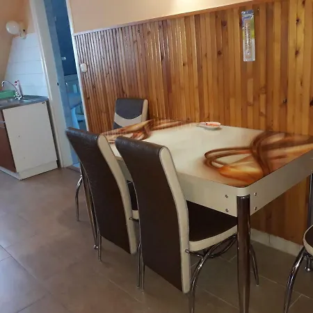 Sebes Apartman * Дебрецен